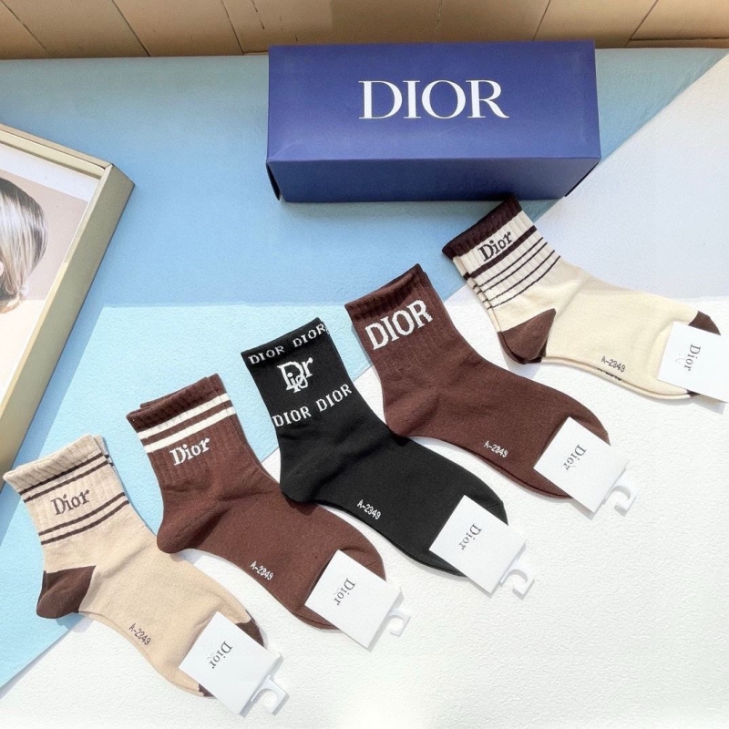 DIOR